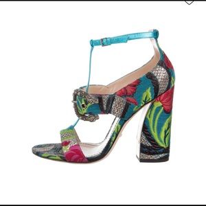 Gucci multi color shoes